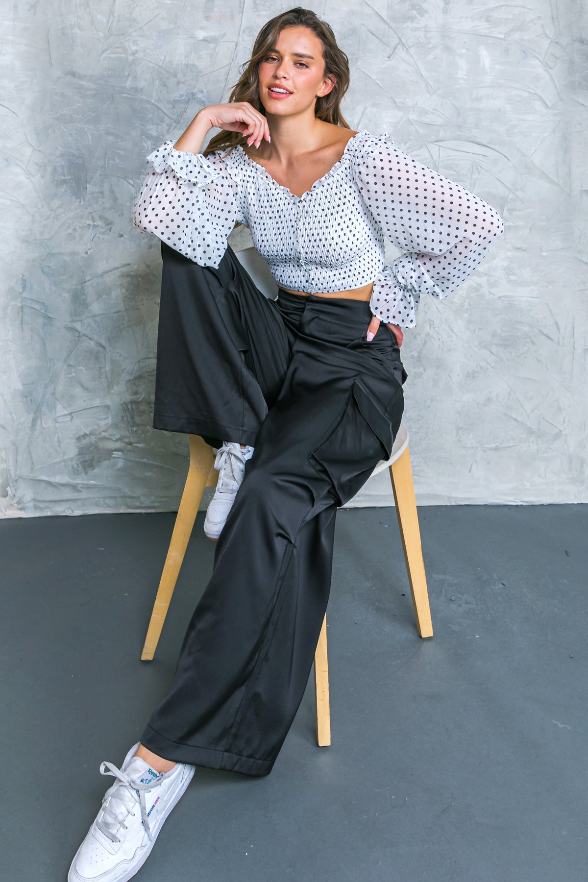 GRACEFUL MOVEMENTS PANTS Flying Tomato